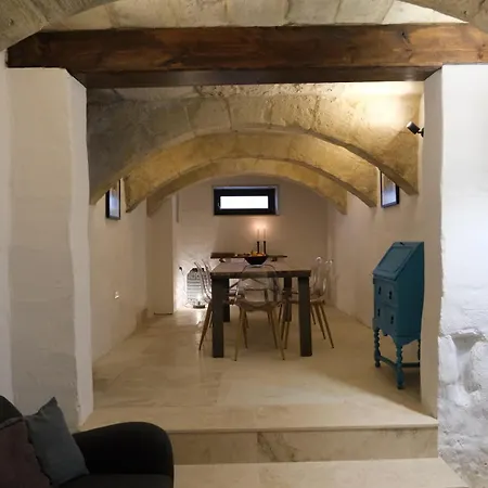Charming Nyaraló *