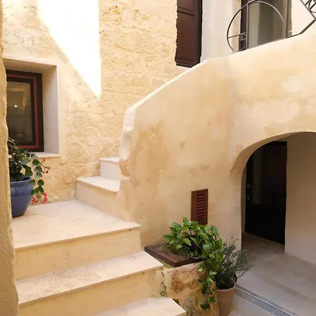 Charming Nyaraló Għargħur