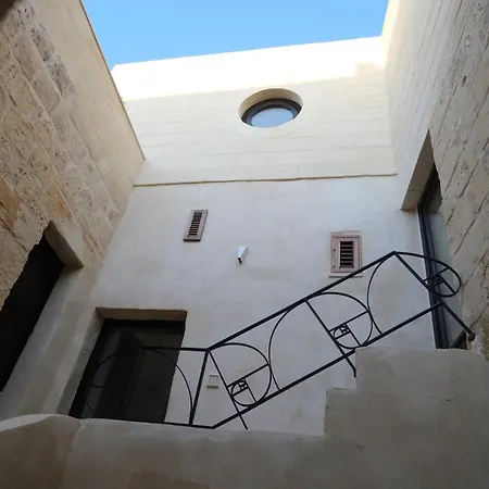 Charming Għargħur